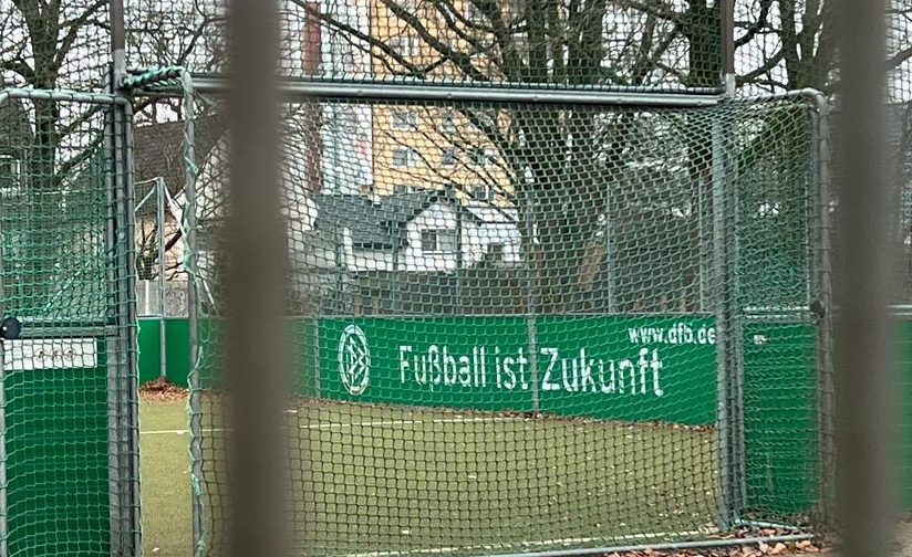 Sport oder Straßenbau? CDU Altona verhindert Einschnitte bei Sportflächen in Blankenese